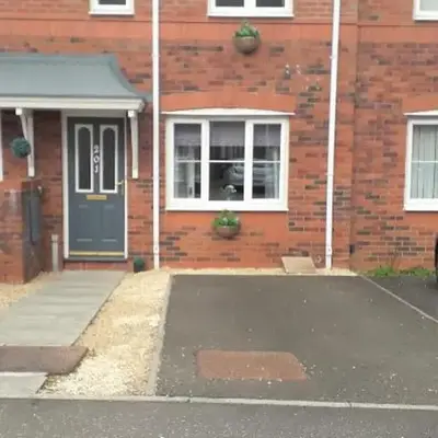 Oldwood Place Townhouse