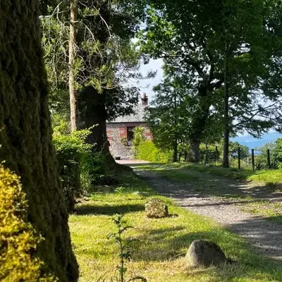 Stoneymollan over Loch Lomond