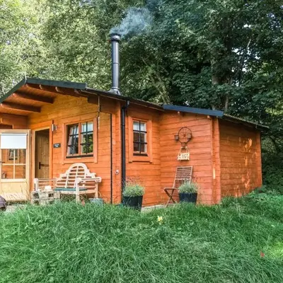 1-Bed Cabin 2 adults Wood Burning Hot Tub & Fire