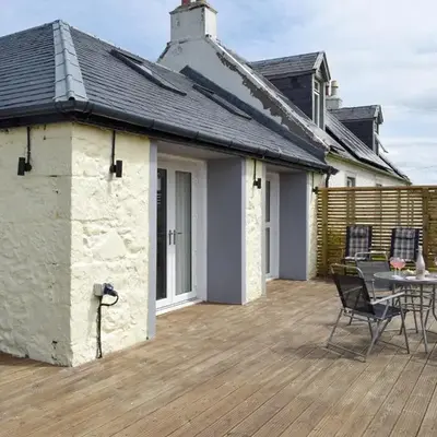 Uk7385 - Chaff House