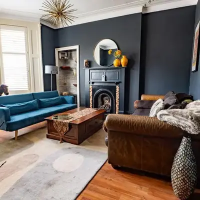 Traditional apt close to city centre & Hampden