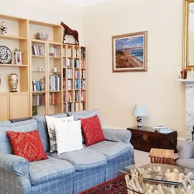 Stylish Central Edinburgh Apartment