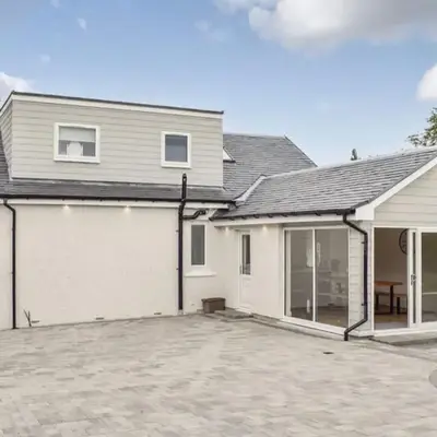 5 Bed cottage with Hot tub