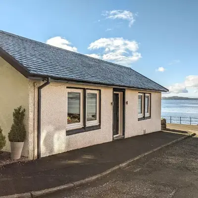 Strathclyde Cottage North