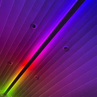 a rainboworescenceorescenceorescenceorescenceorescenceorescence of a ceiling at Endrick Escape - Luxury Glamping in Gartness