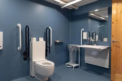 a bathroom with a toilet and a sink at Callander Hostel in Callander