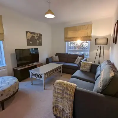 Two bedroom flat in Bridge of Allan