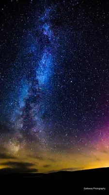 a starry night with the milky way in the sky at The Coorie in Bargrennan