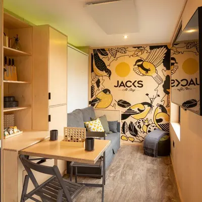 Gallery image of The Birdbox - Unique Hot Tub Cabin in Millport in Millport