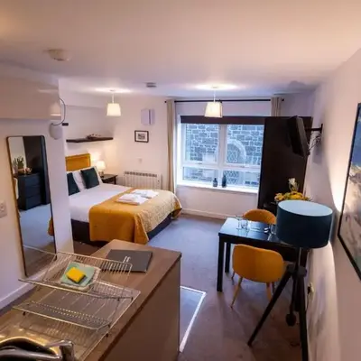 Springbank Apartment