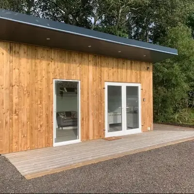 Lora Cabin