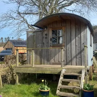 Granny’s Hut